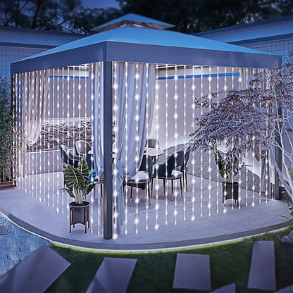 Roomoe® Solar-Powered LED Curtain Lights