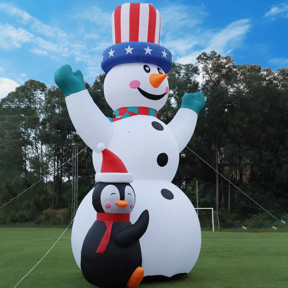 Roomoe® 33ft Snowman Display